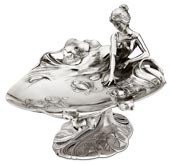 footed tray - young lady and water lilies (Engrave personalized)