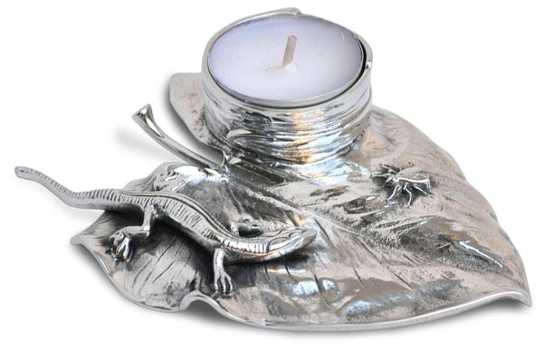 Candle holder - lizard and fly on waterlily, grey, Pewter / Britannia Metal, cm 13 x 9,5 x h 2,5