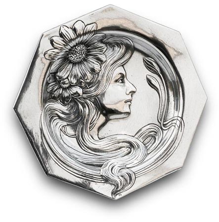 Piatto decorativo da parete - donna e margherite, grigio, Metallo (Peltro) / Britannia Metal, cm 16