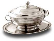 oval tureen with tray