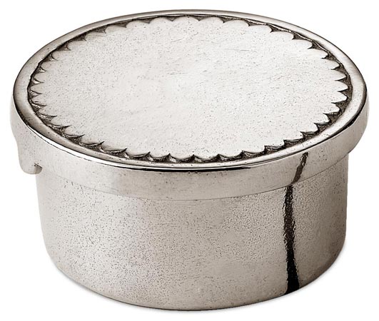 Small round engraved box, grey, Pewter, cm Ø5