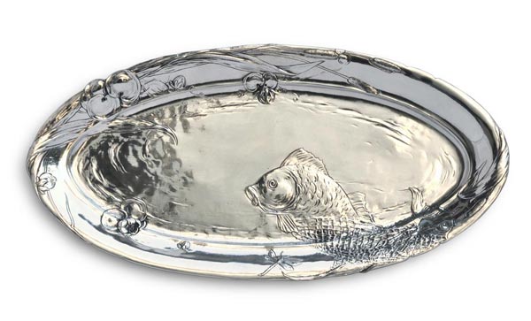 Vassoio  ovale con pesce, grigio, Metallo (Peltro) / Britannia Metal, cm 49,5 x 25