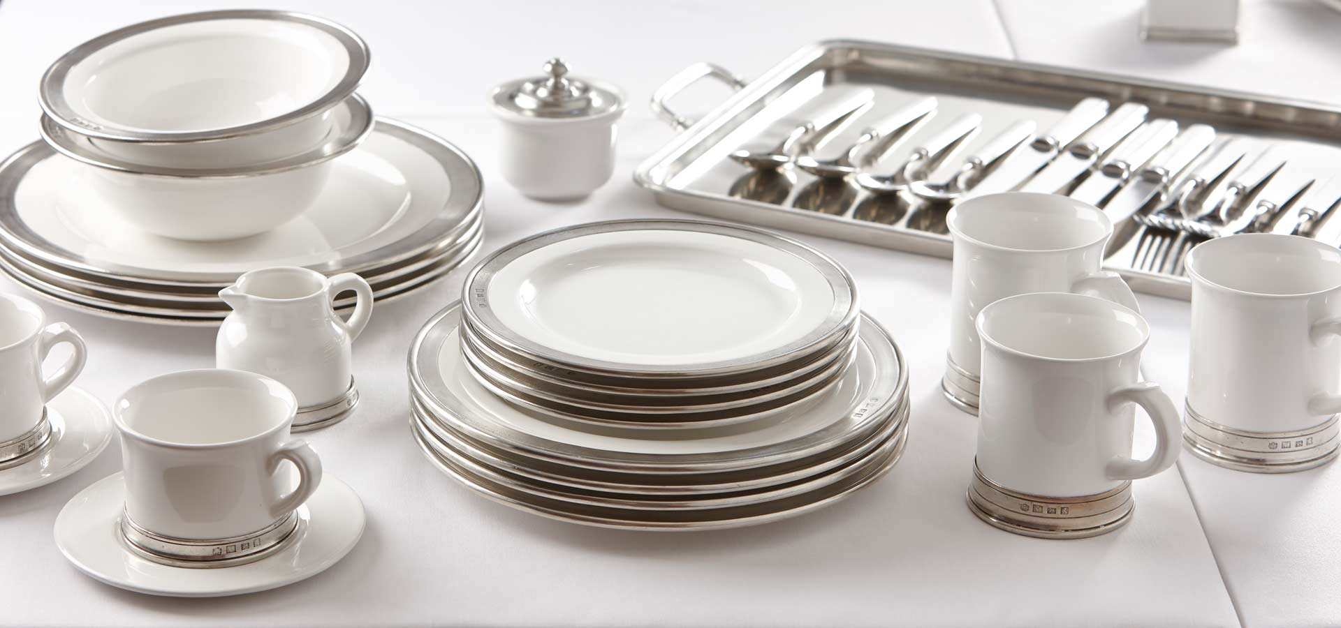 dish sets, dinner plates